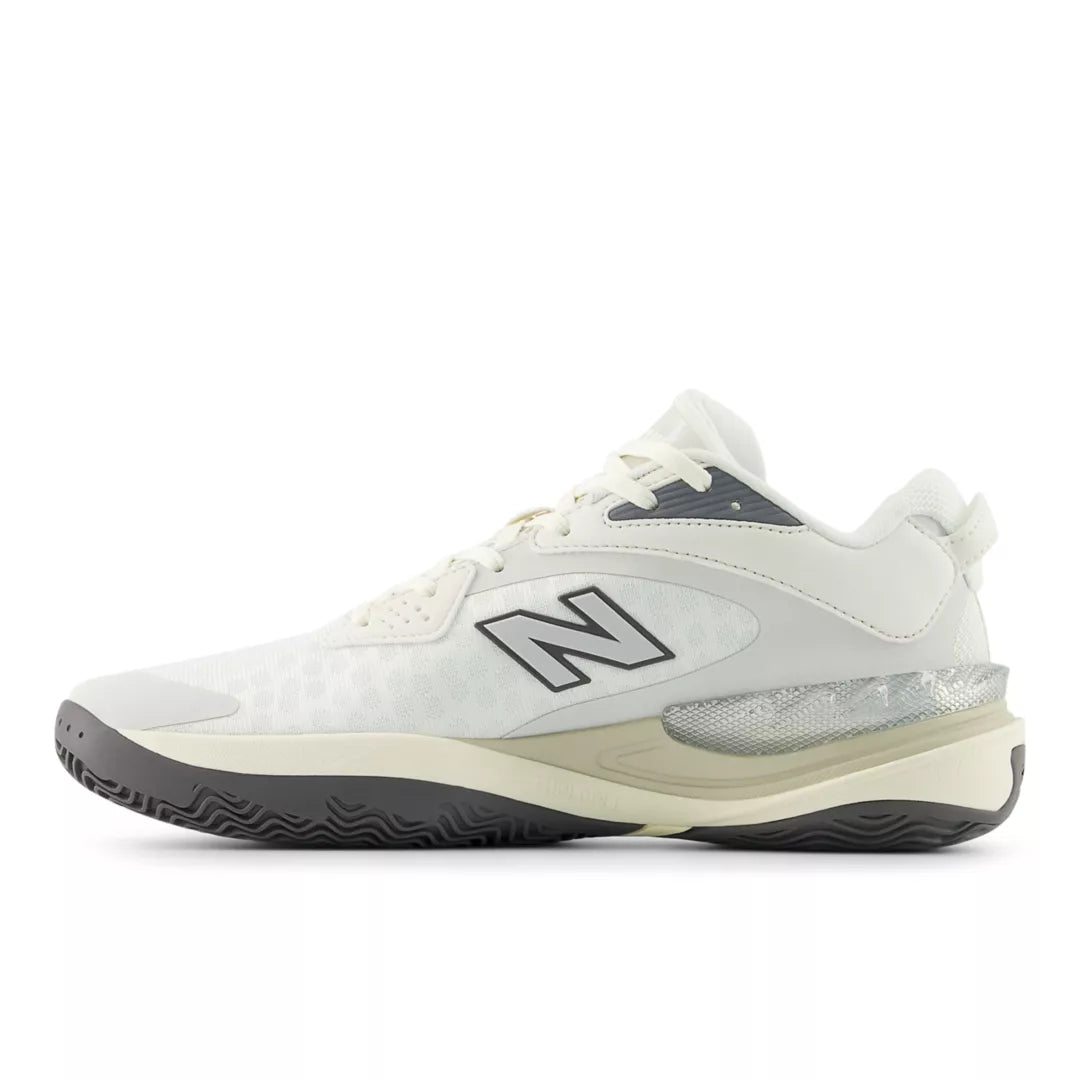 HESI LOW V2 - New Balance Essential