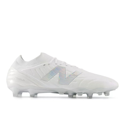 Tekela Elite Low FG V5 - New Balance Everyday