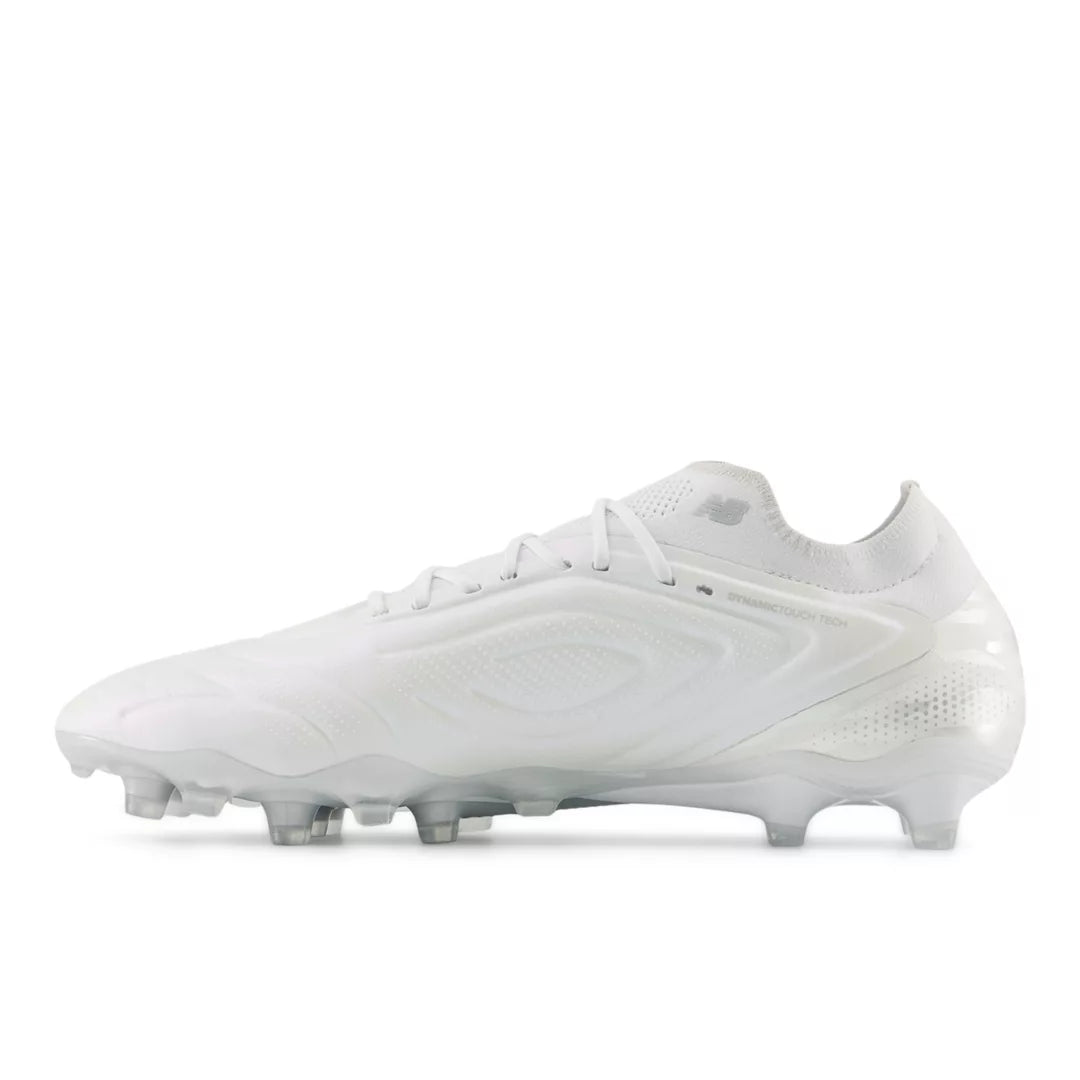 Tekela Elite Low FG V5 - New Balance Everyday