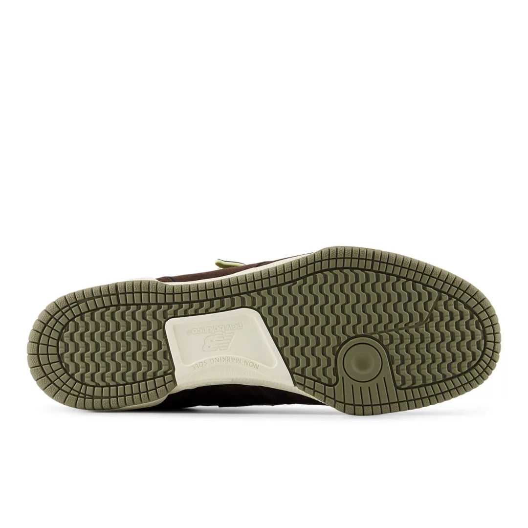 NB Numeric Tom Knox 600 - New Balance Deals