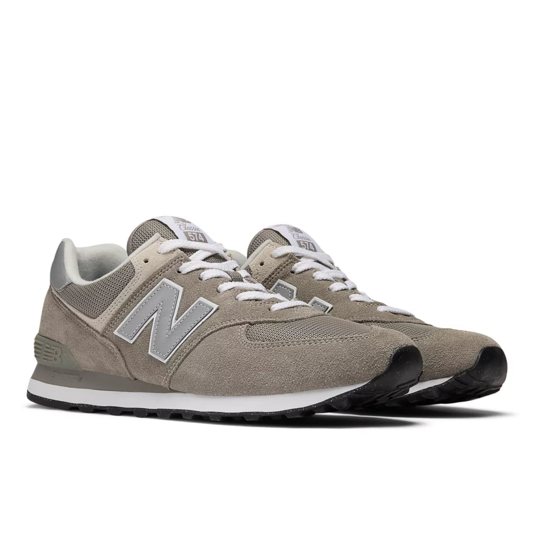 574 Core - New Balance Essential