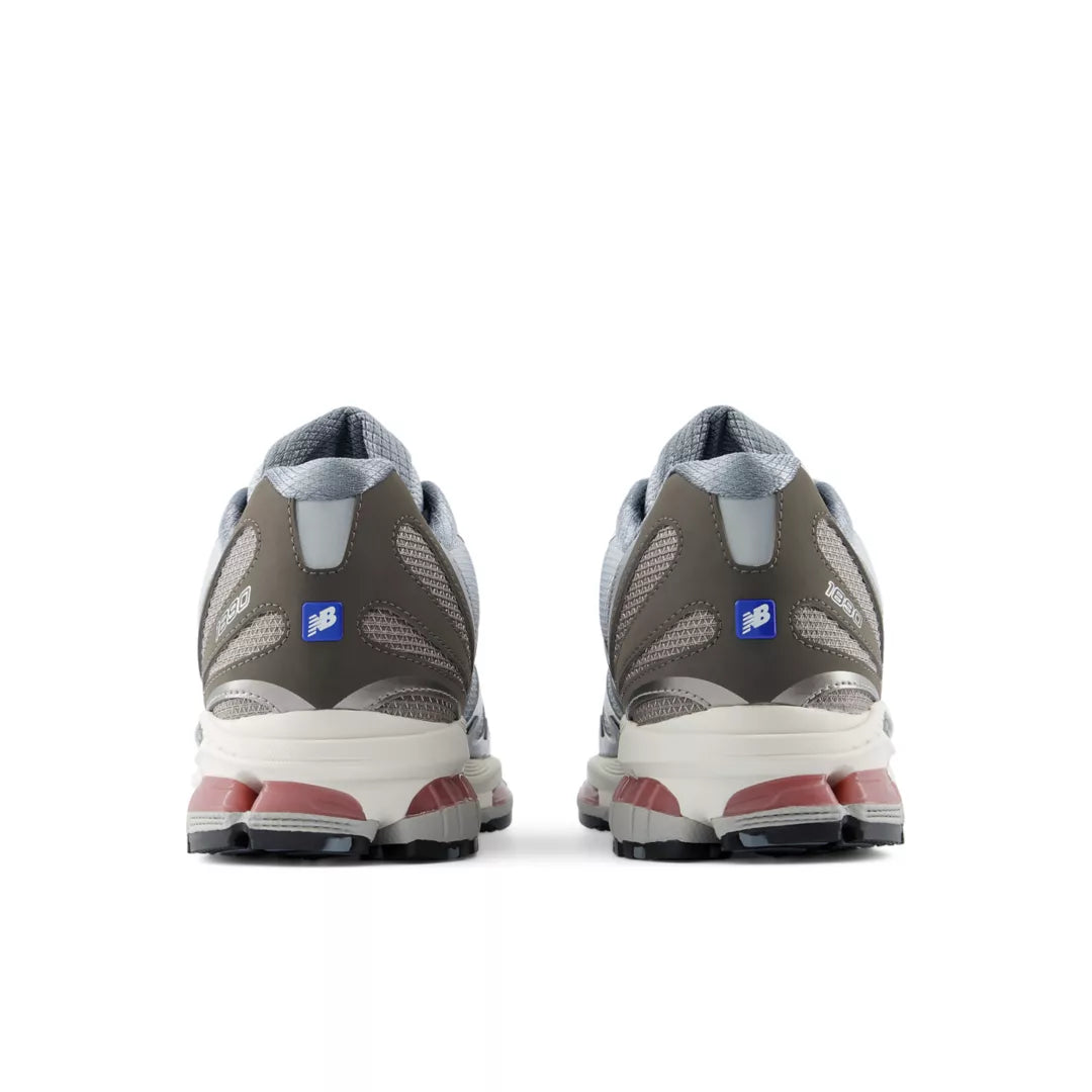1890 - New Balance Trusted