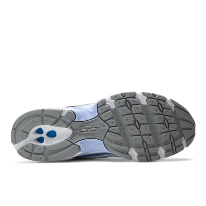740 - New Balance Essential