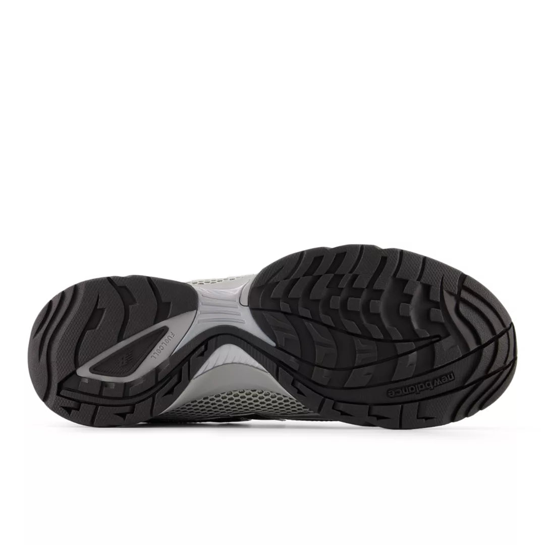 RC56 - New Balance Signature