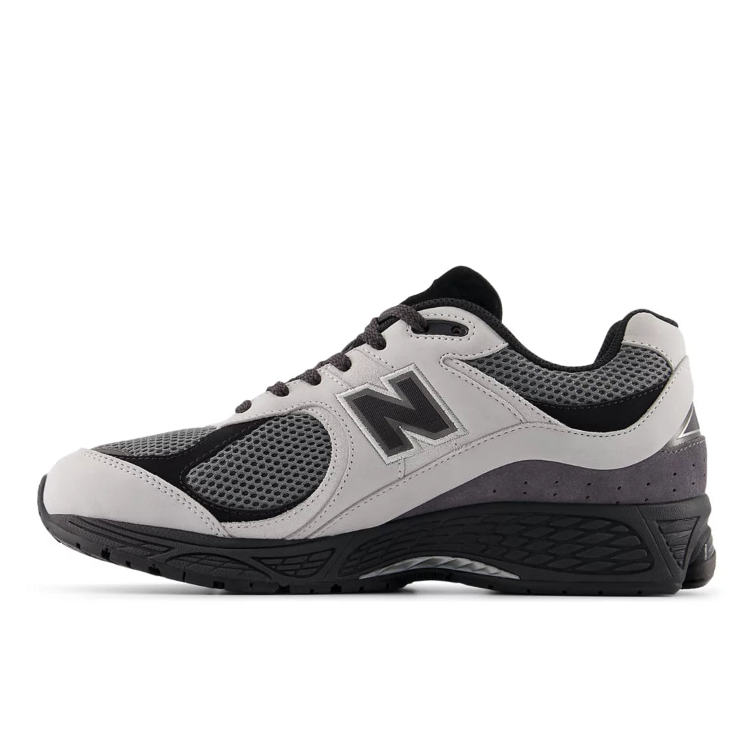 2002R - New Balance Trending