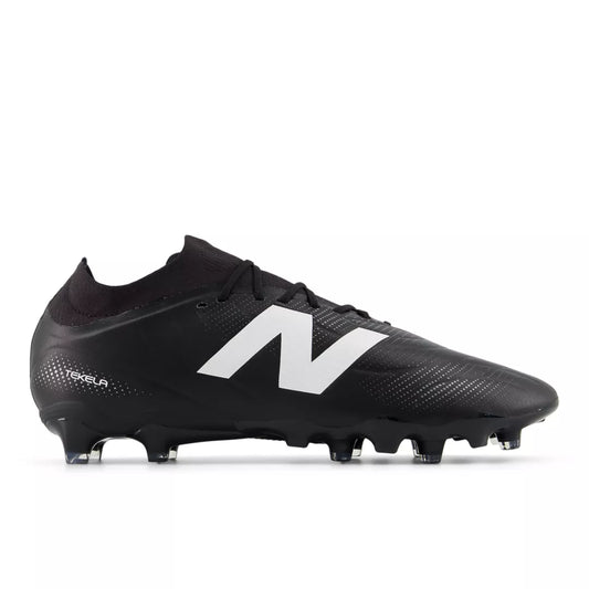 Tekela Team Low Laced FG V5 - New Balance Best Price