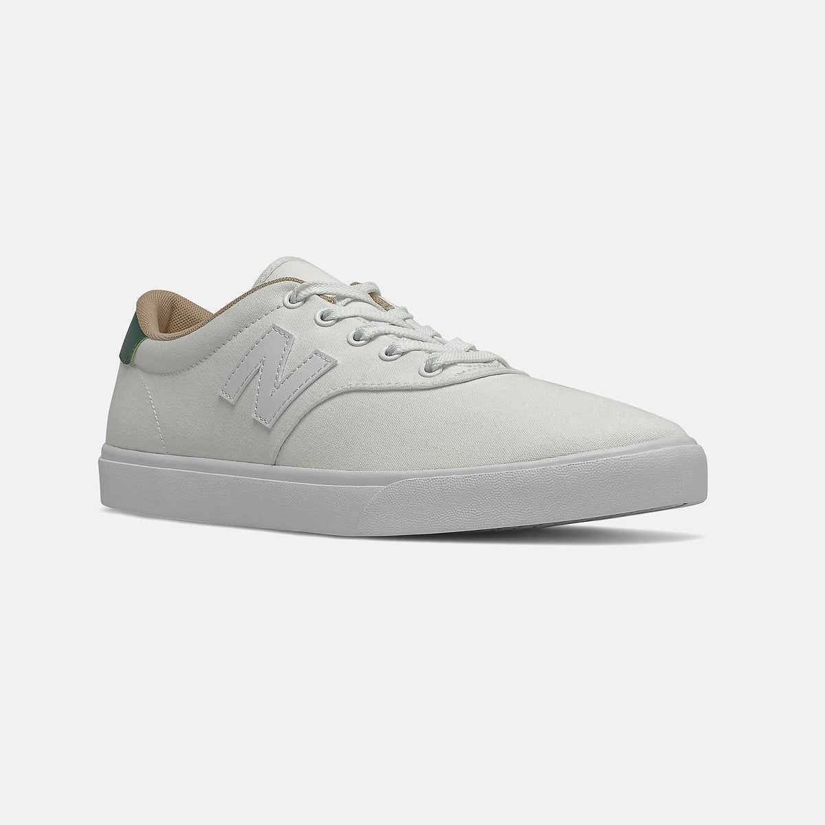AM55 - New Balance Essential