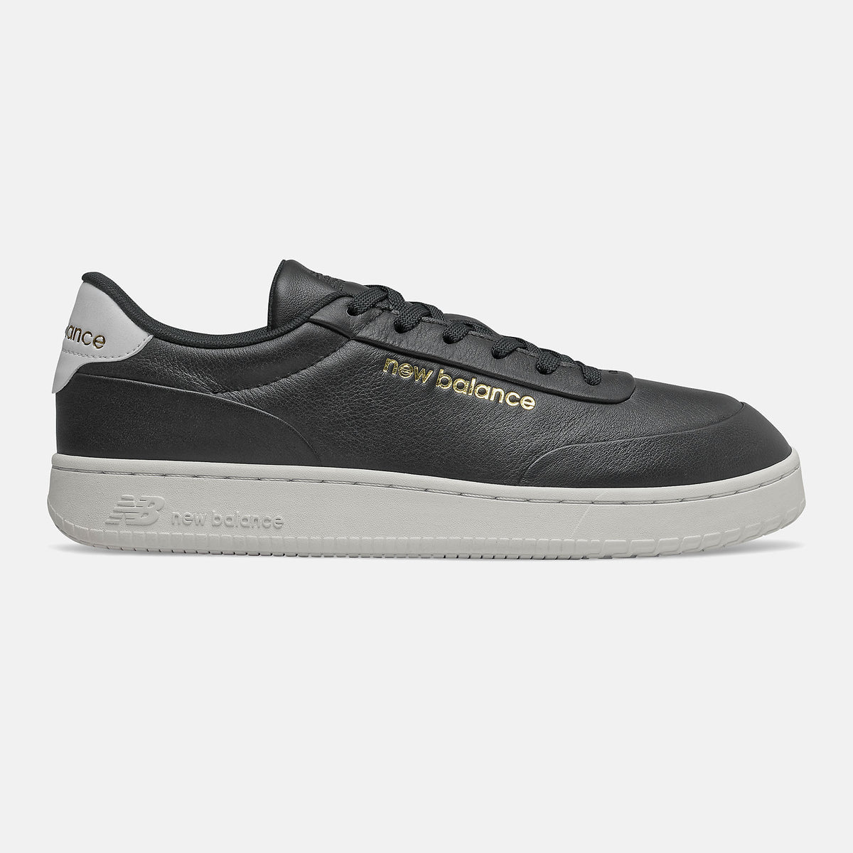 CT Alley - New Balance Essential
