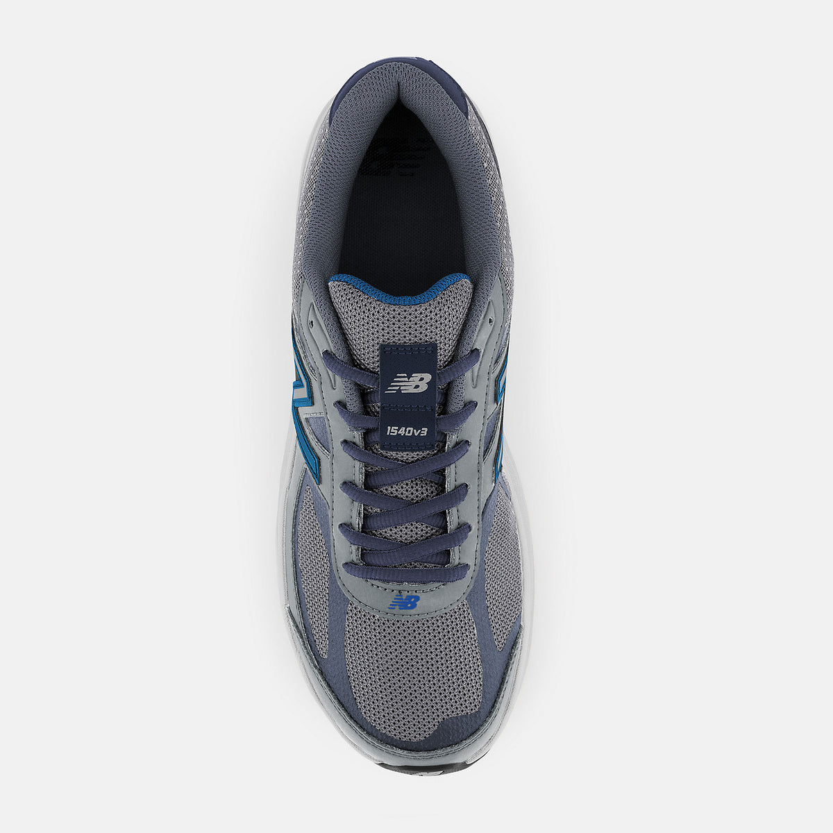 1540v3 - New Balance Trending