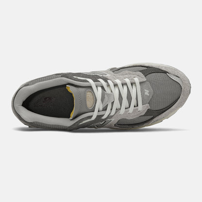 2002R - New Balance Premium