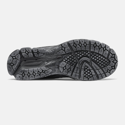 2002R - New Balance Deals