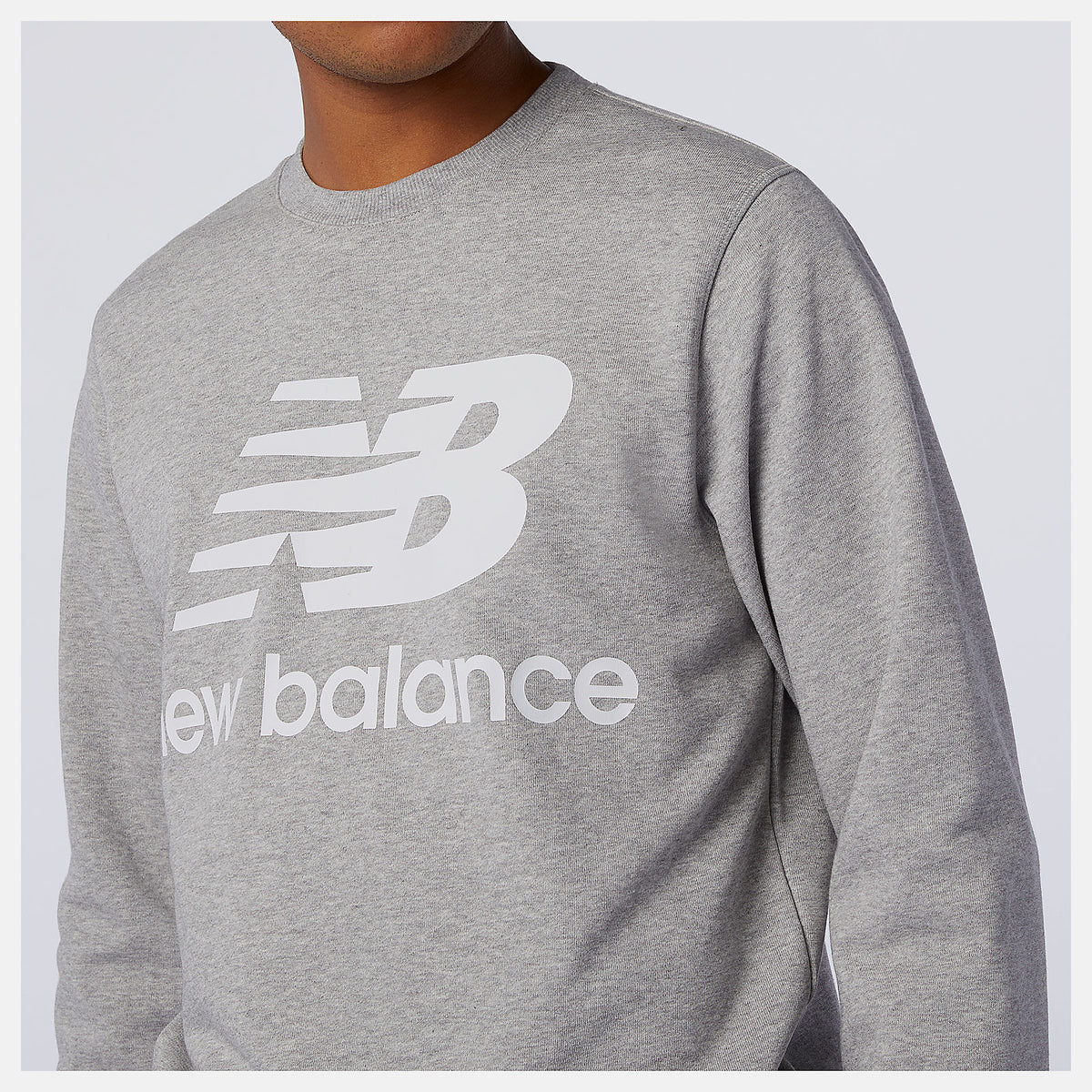 NB Essentials Stacked Logo Crew - New Balance Classic