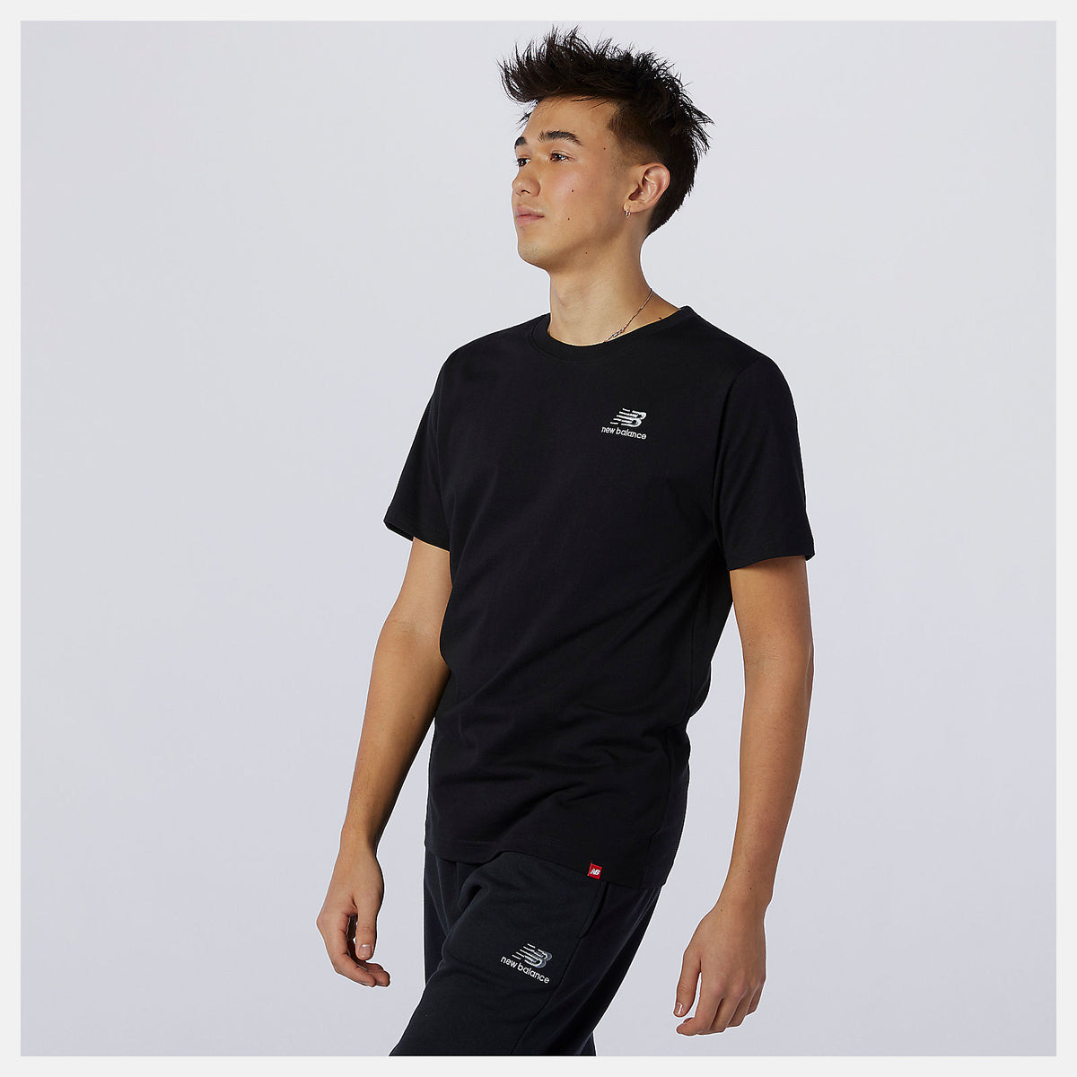 NB Essentials Embroidered Tee - New Balance Trending