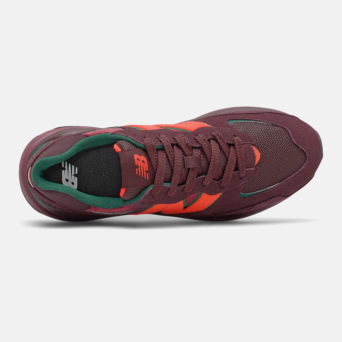 57/40 - New Balance Trusted