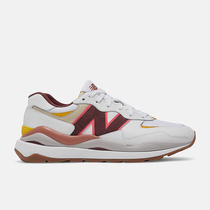 57/40 - New Balance Everyday