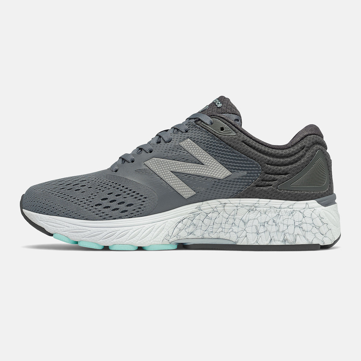 940v4 - New Balance Sale