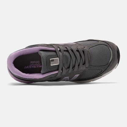 Made IN US 990v5 - New Balance Trending