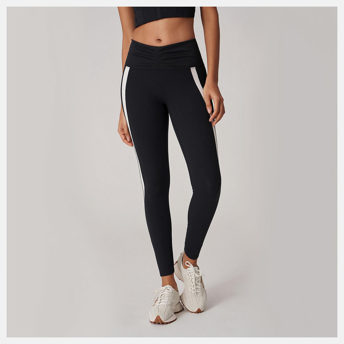 Bandier Ultra HR Tight - New Balance Popular