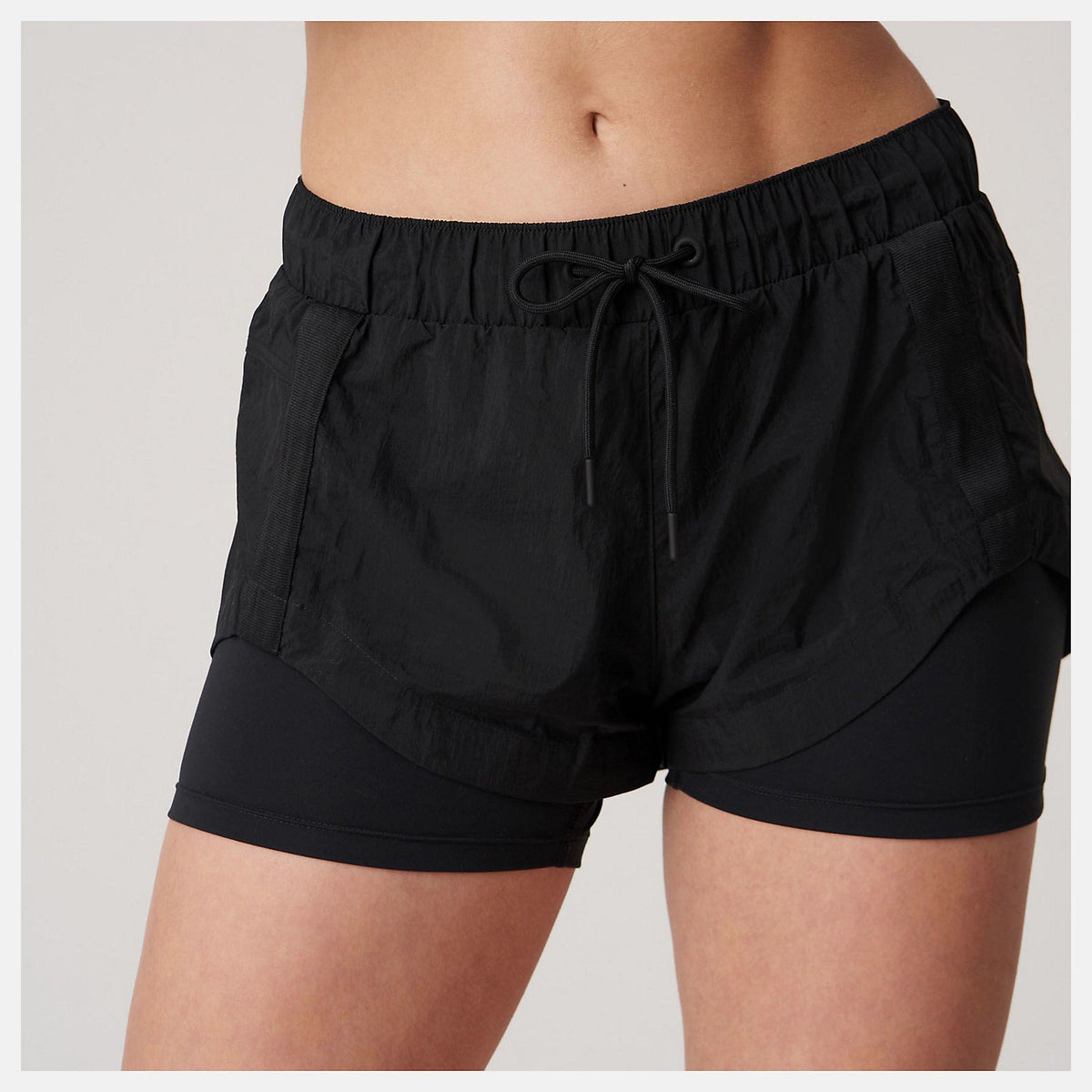 Bandier Woven tech Short - New Balance Smart Buy