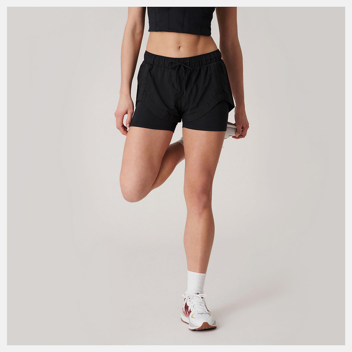Bandier Woven tech Short - New Balance Smart Buy