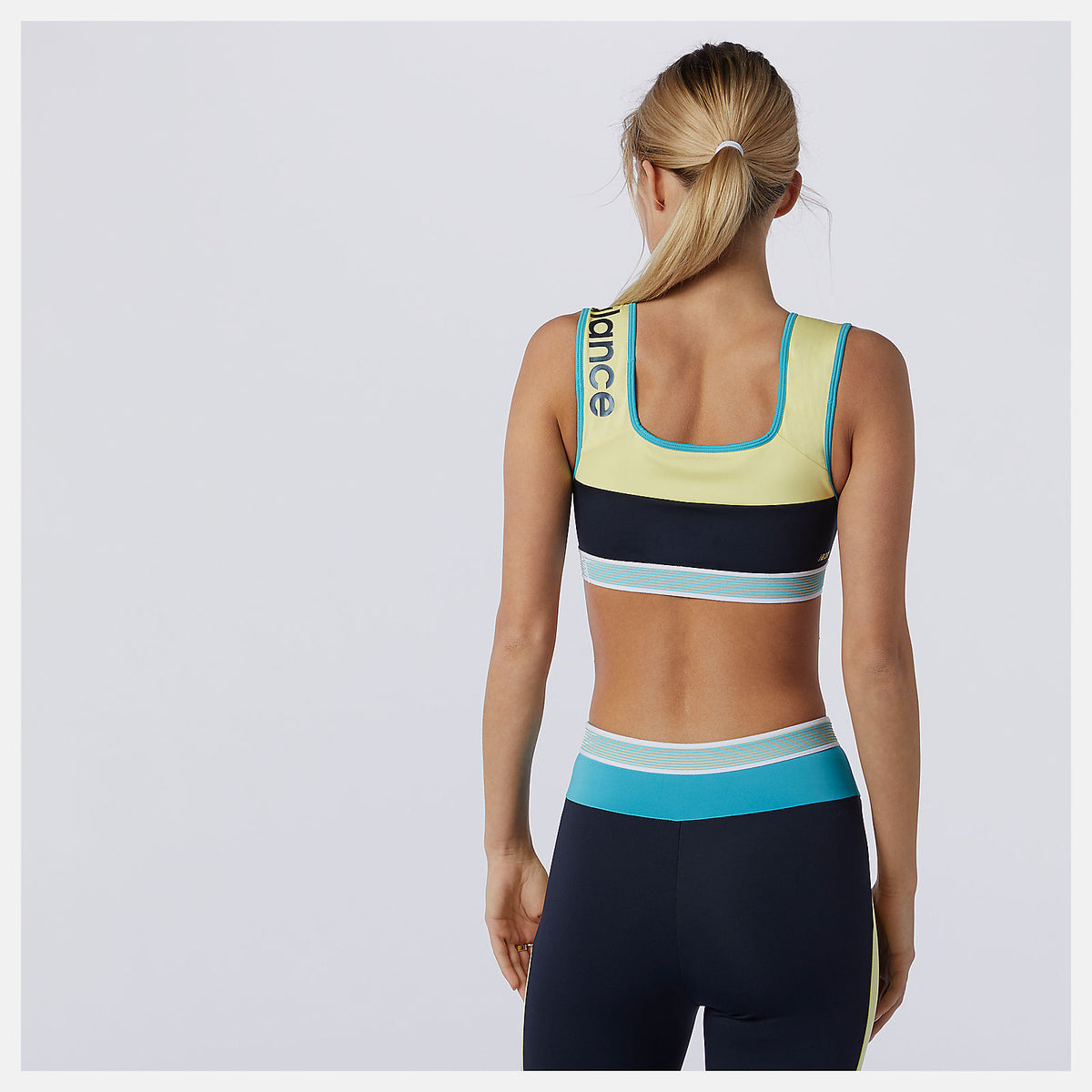 Achiever Remix Crop Top - New Balance Discount