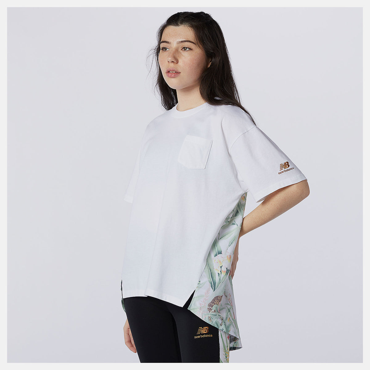 NB Essentials Botanical Knit Woven Mix Tee - New Balance Everyday